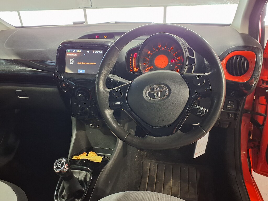 Used Toyota AYGO 2015 for sale - 77519544: Photo 10