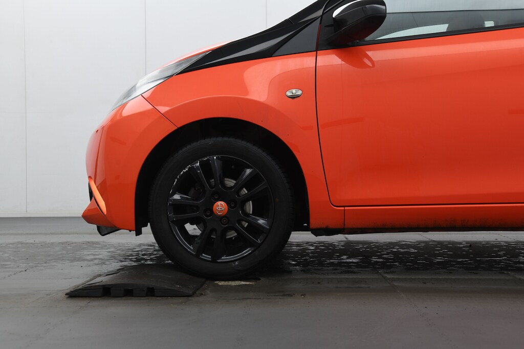 Used Toyota AYGO 2015 for sale - 77519544: Photo 9