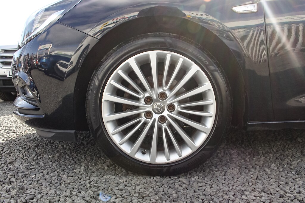 Used Vauxhall Astra 2018 for sale - 77934799: Photo 13