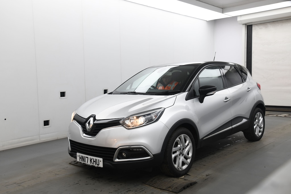 Used Renault Captur 2017 for sale - 78166010: Photo 3