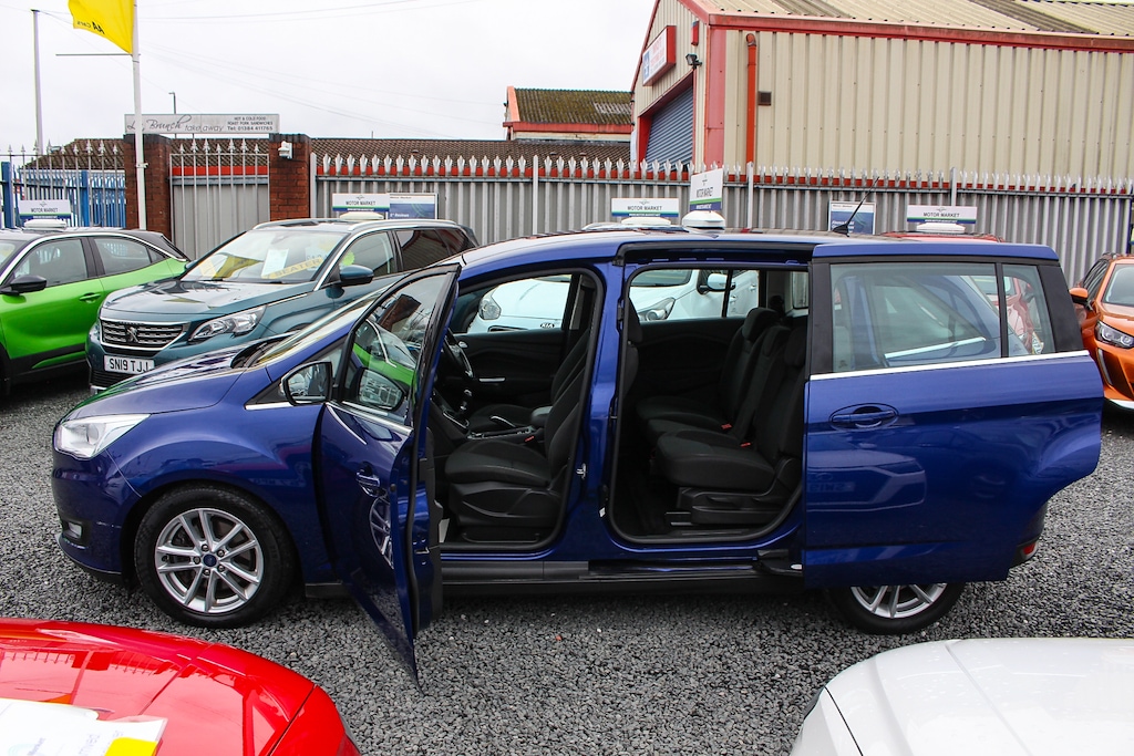 Used Ford Grand C-Max 2016 for sale - 76960396: Photo 15