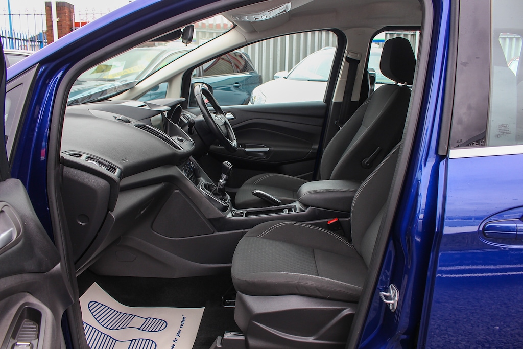 Used Ford Grand C-Max 2016 for sale - 76960396: Photo 19