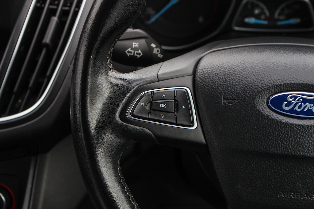 Used Ford Grand C-Max 2016 for sale - 76960396: Photo 28