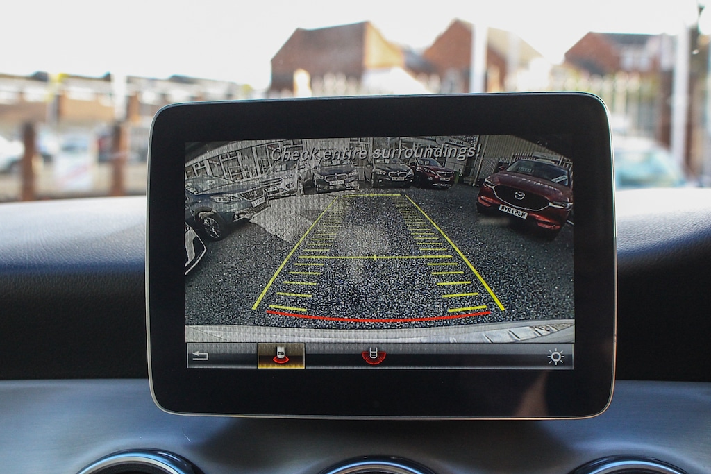 Used Mercedes-Benz GLA 2018 for sale - 76729983: Photo 32