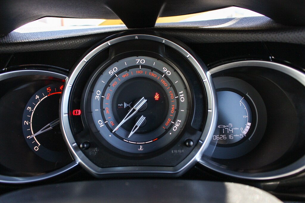 Used DS Automobiles DS 3 2016 for sale - 77918249: Photo 37