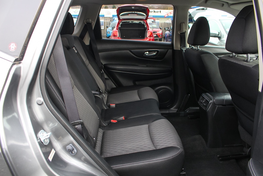 Used Nissan X-Trail 2018 for sale - 77653371: Photo 30