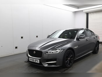 Used Jaguar XF 2016 for sale - 79571982: Photo