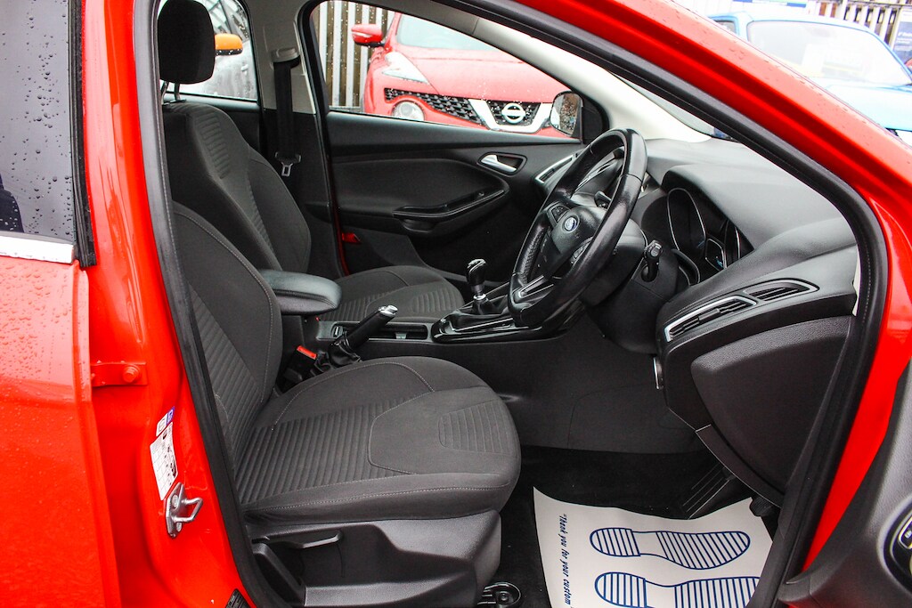 Used Ford Focus 2015 for sale - 76729948: Photo 14