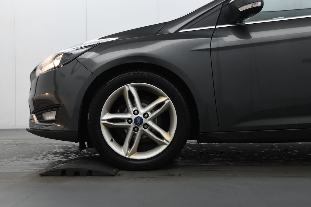 Used Ford Focus 2017 for sale - 77435393: Photo 9