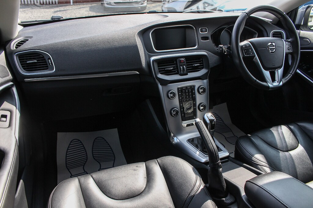 Used Volvo V40 2018 for sale - 76729973: Photo 19