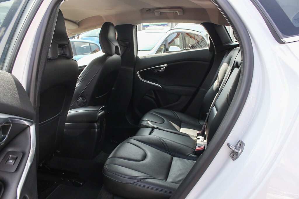 Used Volvo V40 2018 for sale - 76729973: Photo 20