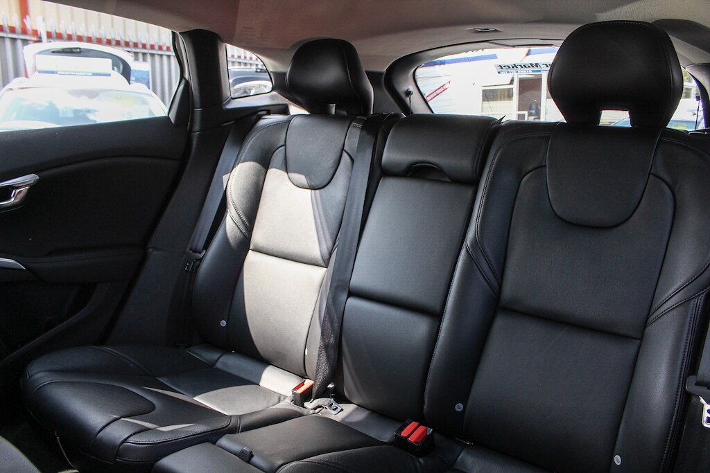 Used Volvo V40 2018 for sale - 76729973: Photo 21