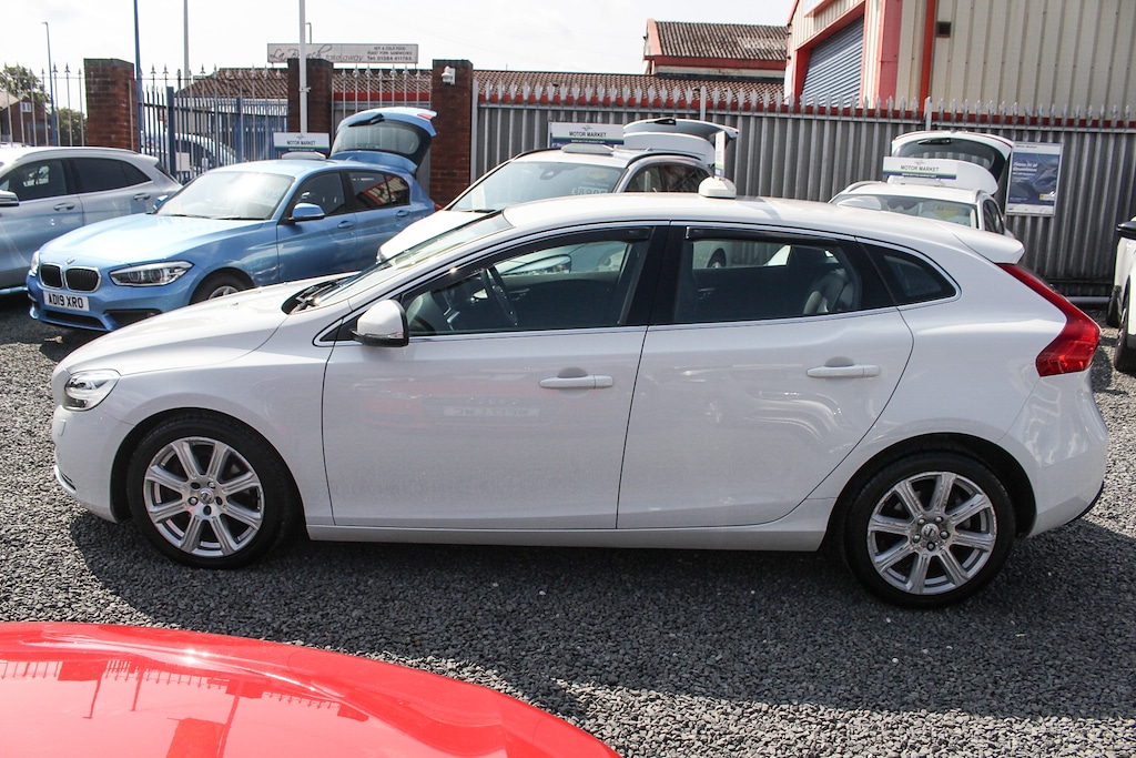 Used Volvo V40 2018 for sale - 76729973: Photo 5