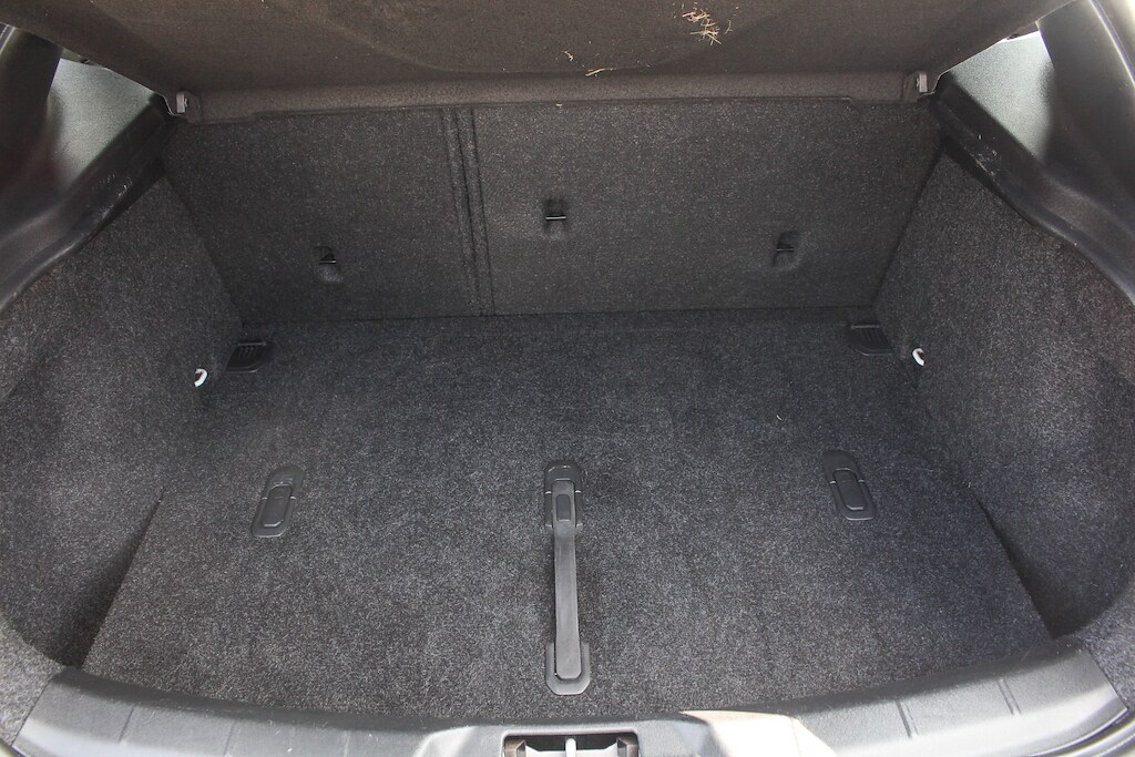 Used Volvo V40 2018 for sale - 76729973: Photo 9