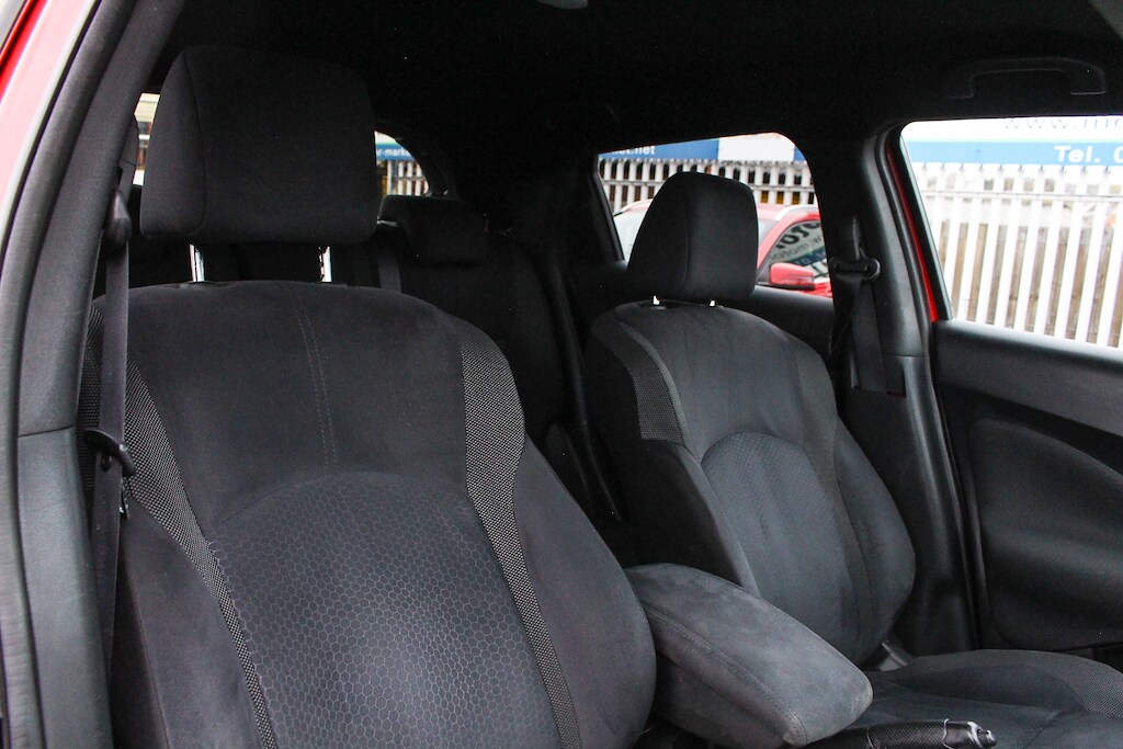 Used Nissan Juke 2015 for sale - 76729951: Photo 15