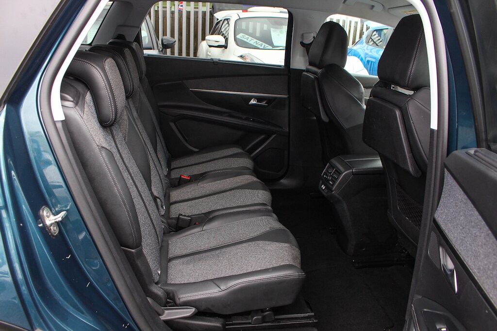 Used Peugeot 5008 2019 for sale - 76729972: Photo 32