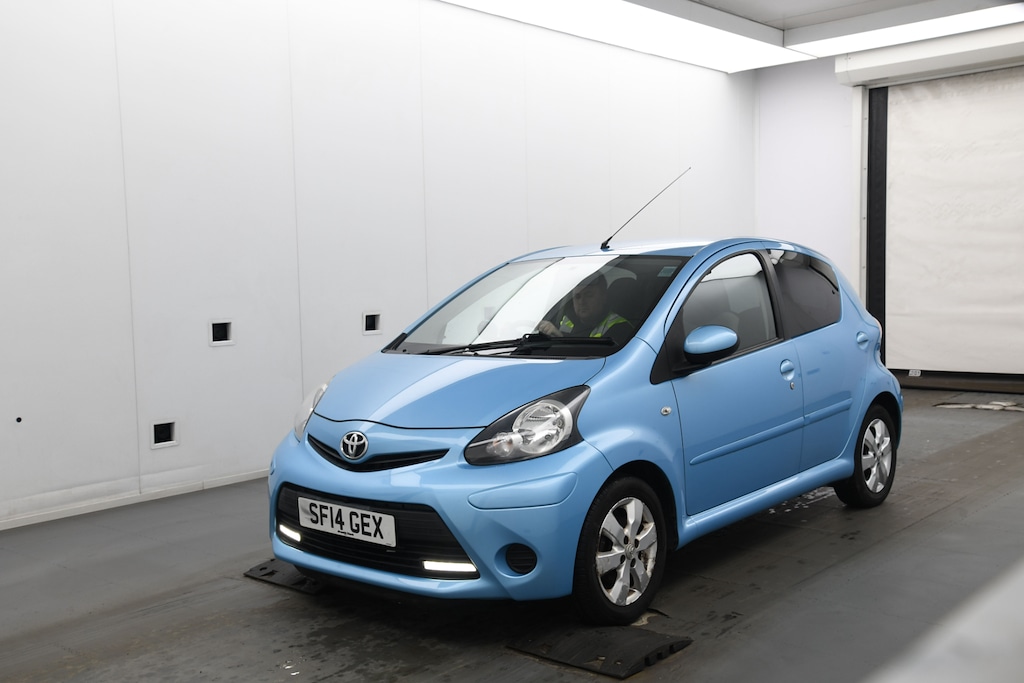 Used Toyota AYGO 2014 for sale - 77435373: Photo 3