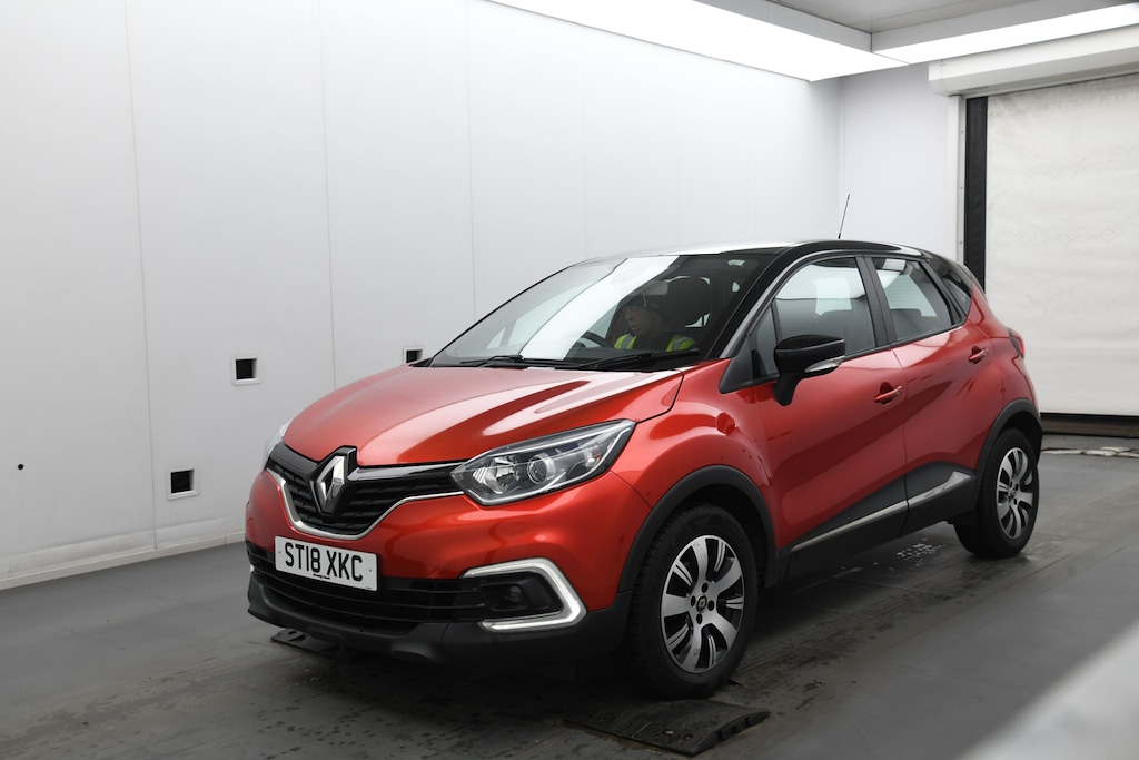 Used Renault Captur 2018 for sale - 76971661: Photo 3
