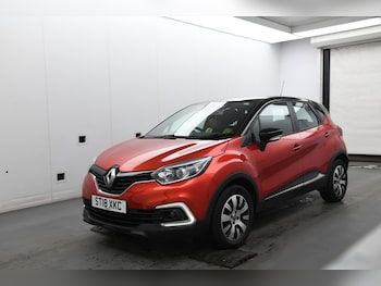 Used Renault Captur 2018 for sale - 76971661: Photo