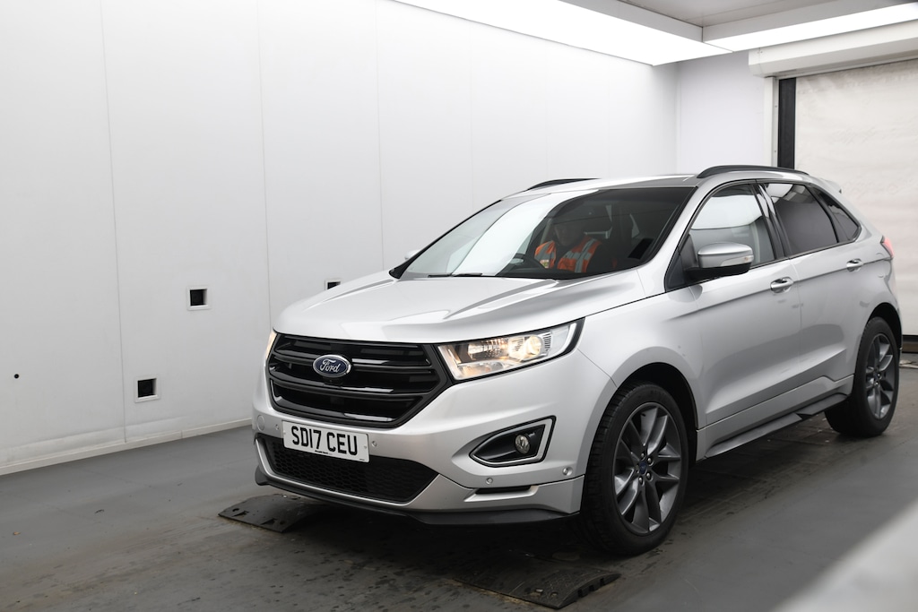 Used Ford Edge 2017 for sale - 76971636: Photo 3