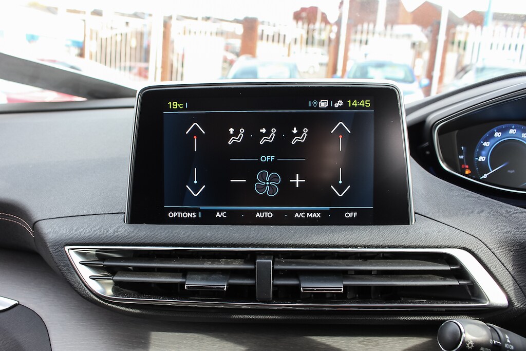 Used Peugeot 3008 2020 for sale - 76729967: Photo 34