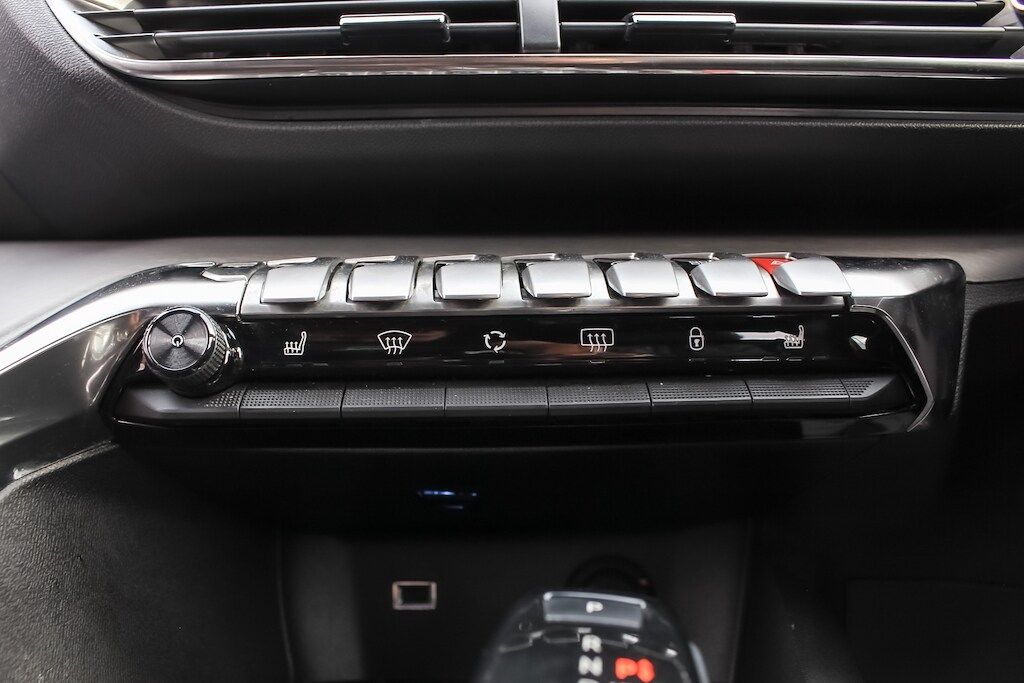 Used Peugeot 3008 2020 for sale - 76729967: Photo 40