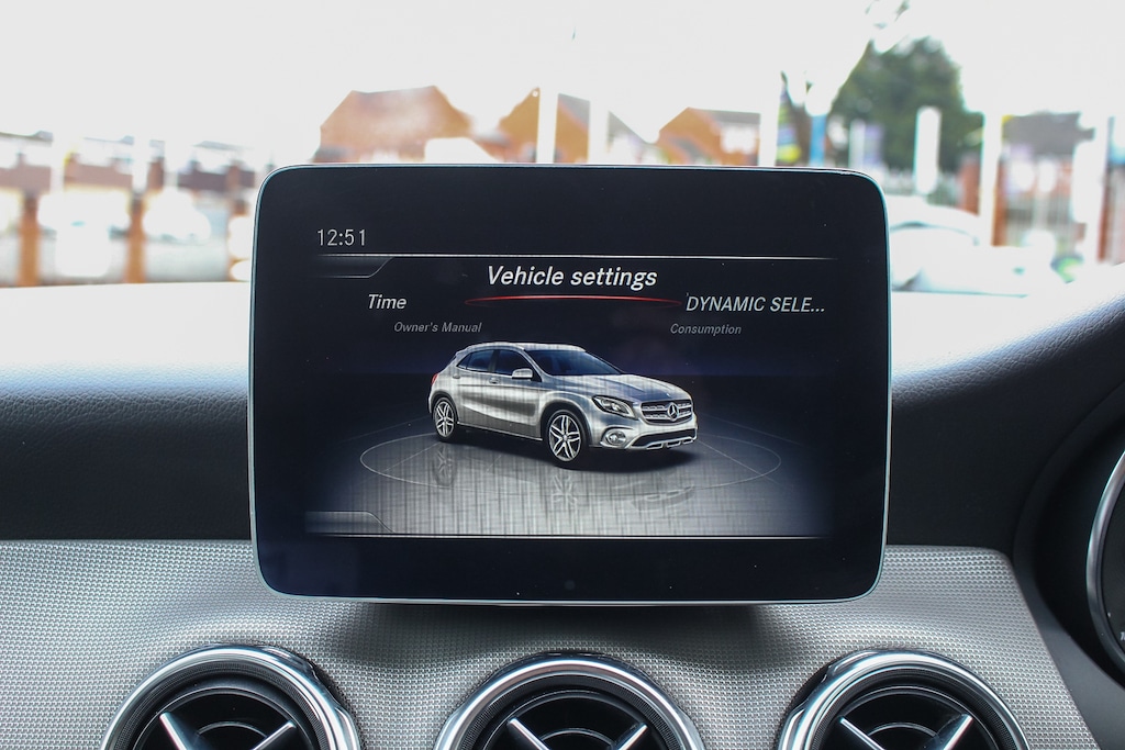 Used Mercedes-Benz GLA 2019 for sale - 77691205: Photo 34