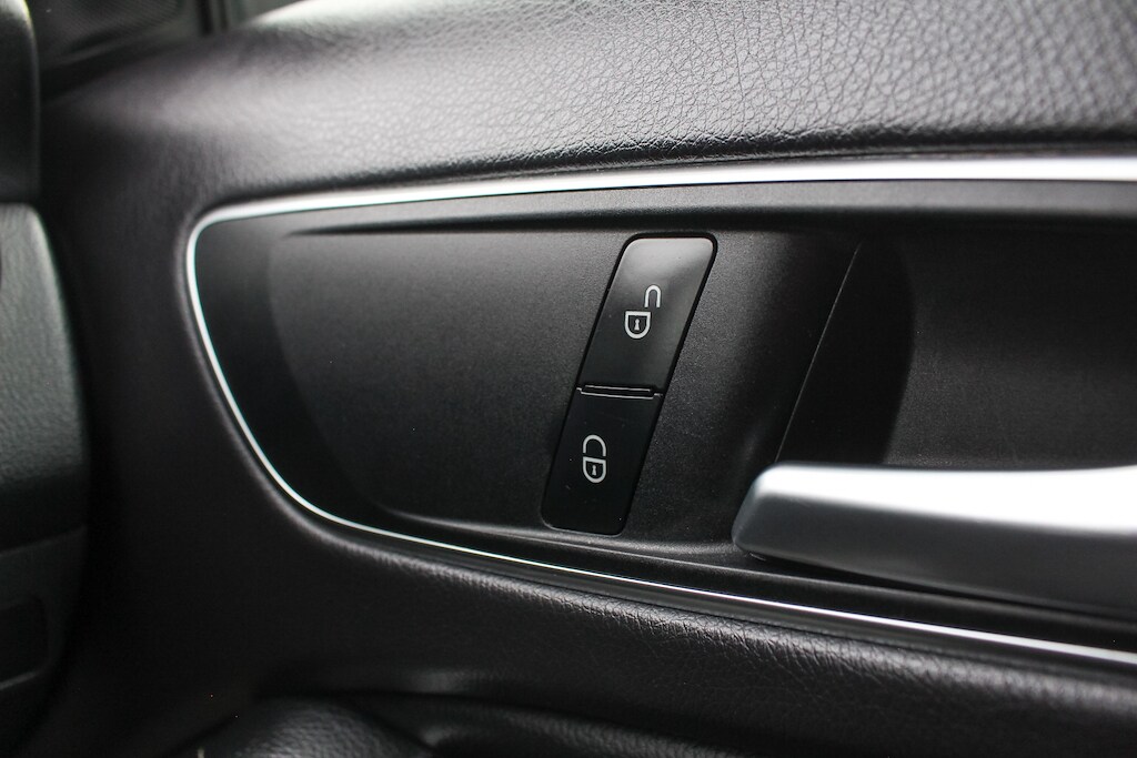 Used Mercedes-Benz GLA 2019 for sale - 77691205: Photo 40