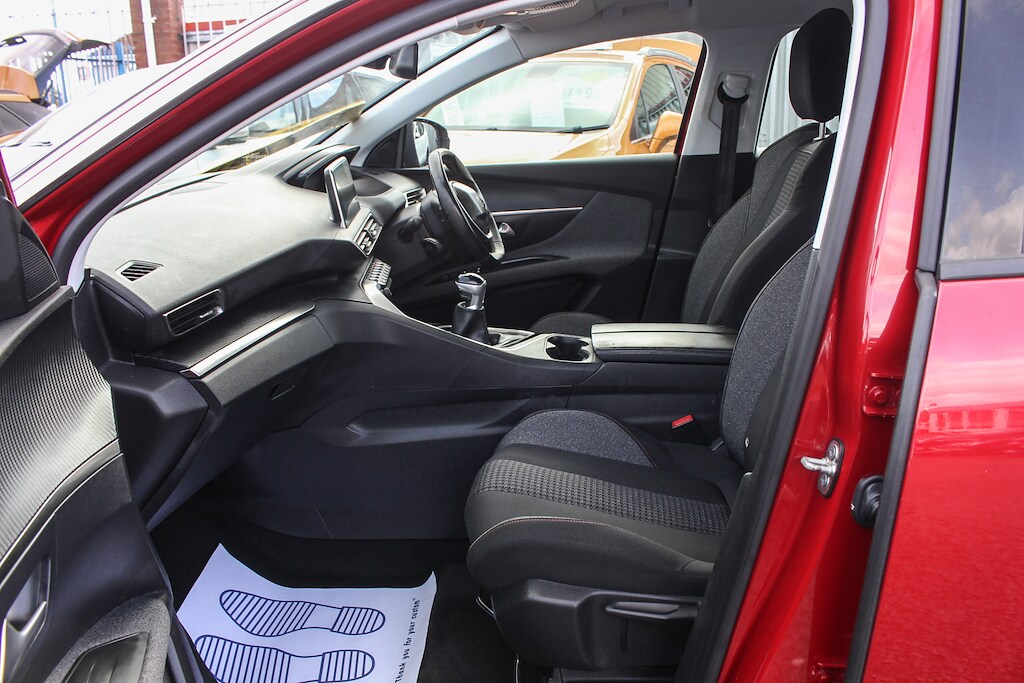 Used Peugeot 3008 2017 for sale - 76729965: Photo 17