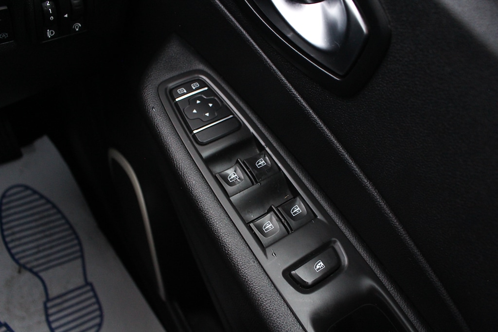 Used Renault Captur 2018 for sale - 77326556: Photo 33