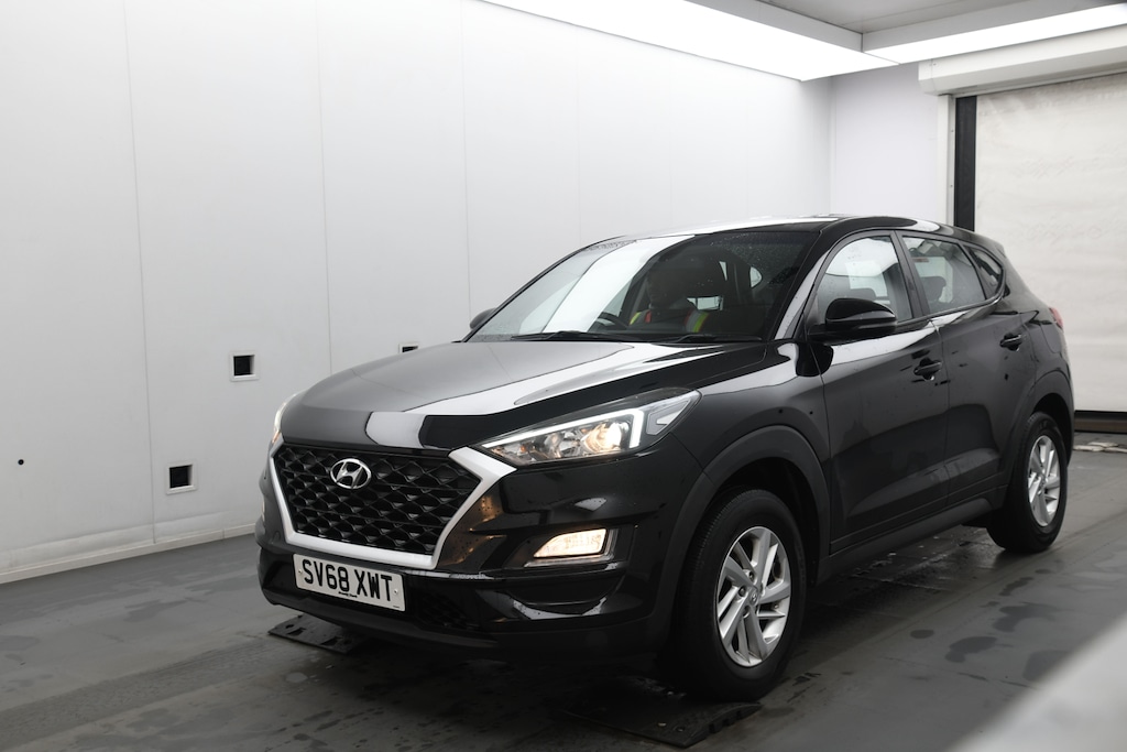 Used Hyundai TUCSON 2018 for sale - 76894985: Photo 3