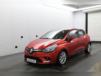 Used Renault Clio 2017 for sale - 76729982: Photo