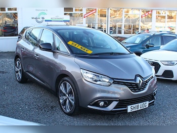 Used Renault Scenic 2018 for sale - 76729944: Photo