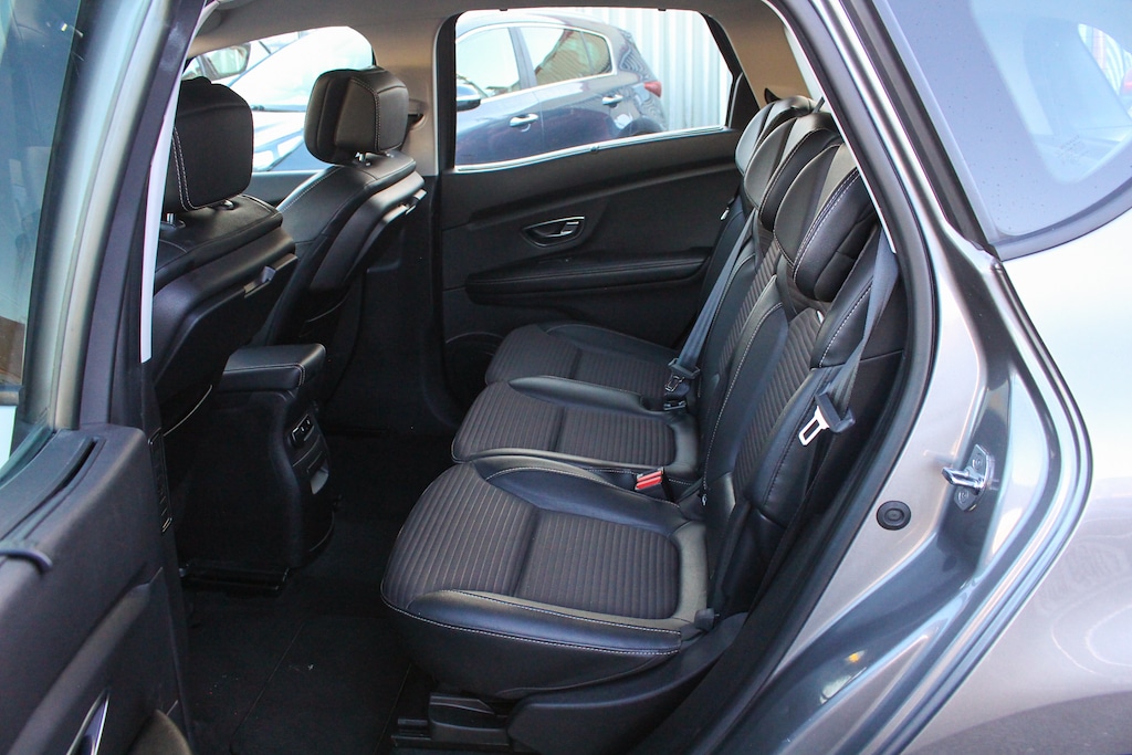 Used Renault Scenic 2018 for sale - 76729944: Photo 20