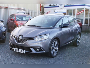 Used Renault Scenic 2018 for sale - 76729944: Photo