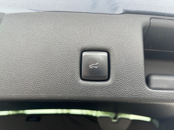 Used Ford Kuga 2022 for sale - 75632070: Photo 18