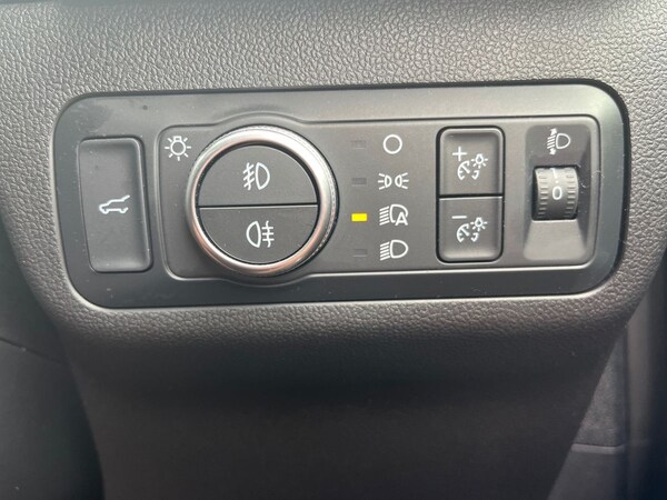 Used Ford Kuga 2022 for sale - 75632070: Photo 21