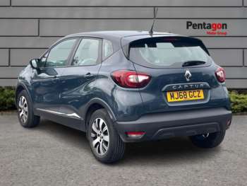 Used Renault Captur 2018 for sale - 74904900: Photo