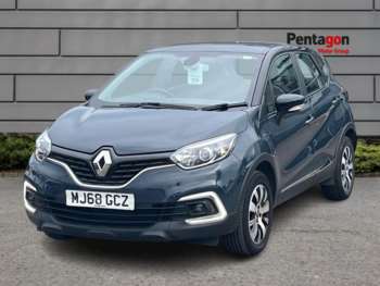 Used Renault Captur 2018 for sale - 74904900: Photo