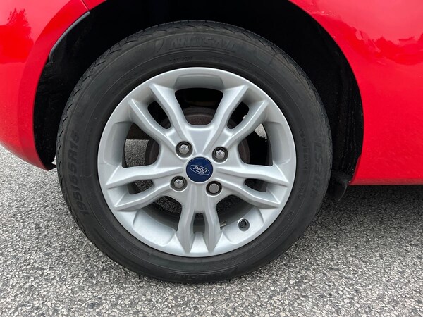 Used Ford Fiesta 2015 for sale - 76268077: Photo 17