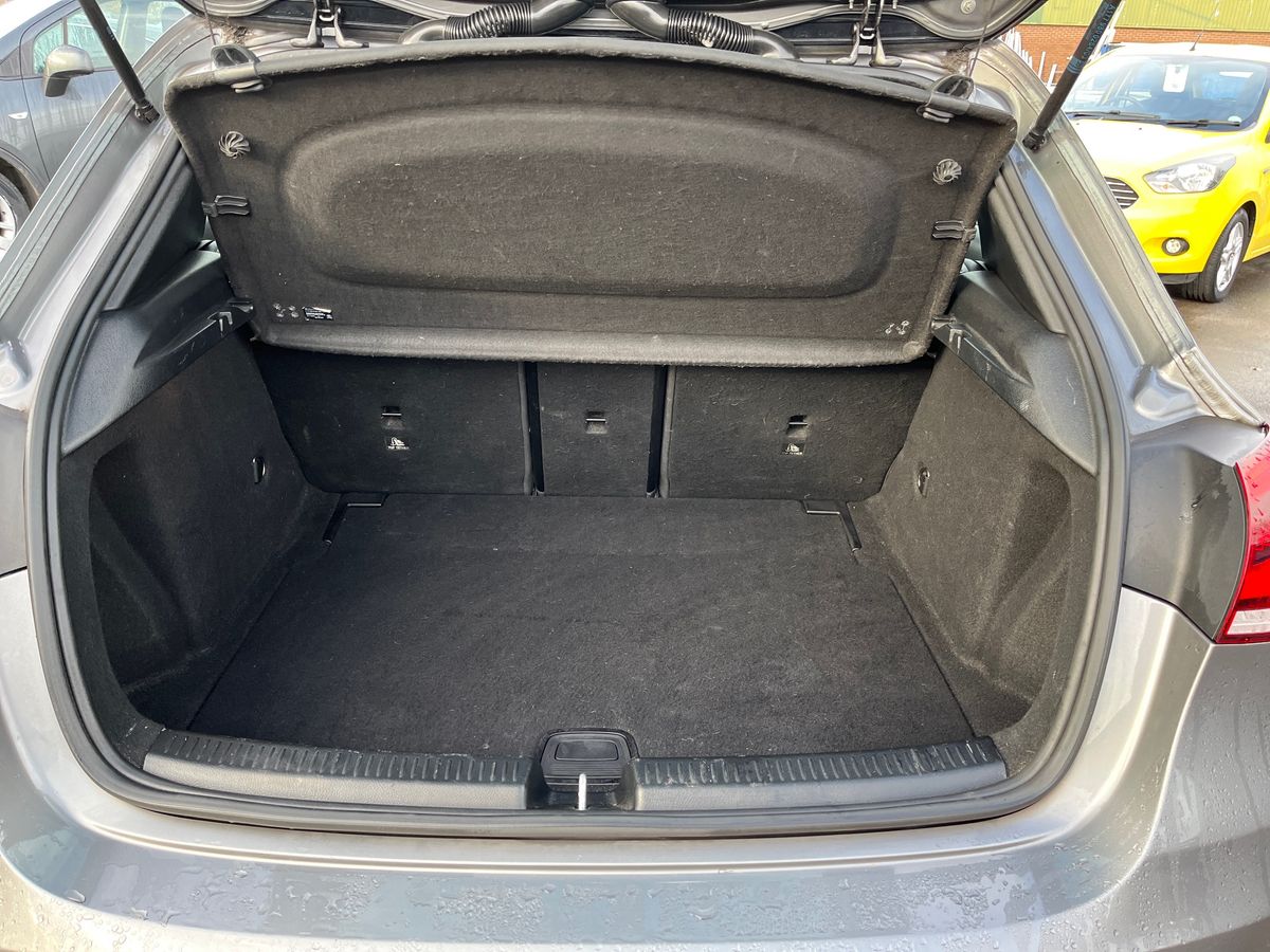 Used Mercedes-Benz A-Class 2018 for sale - 76805226: Photo 11