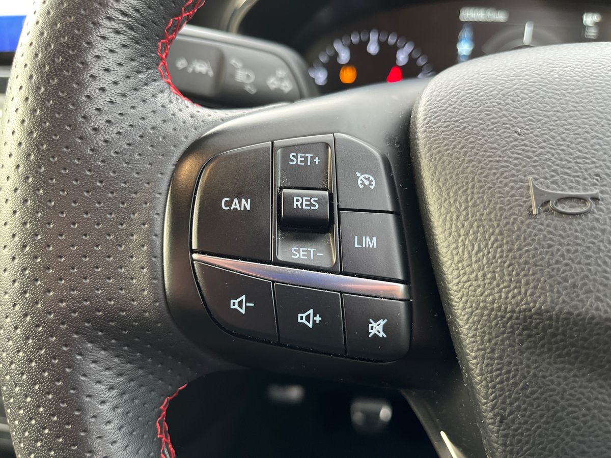 Used Ford Focus 2020 for sale - 76026888: Photo 23