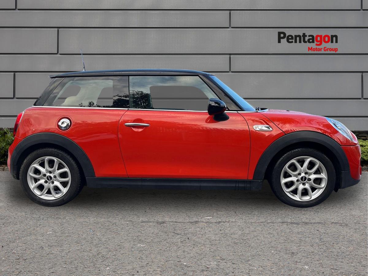 Used MINI Hatch 2018 for sale - 76119947: Photo 13