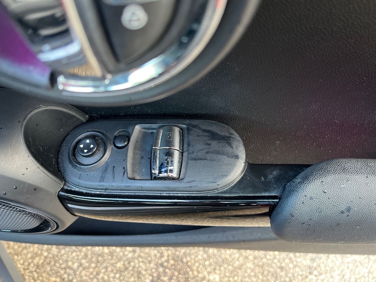 Used MINI Hatch 2018 for sale - 76119947: Photo 19