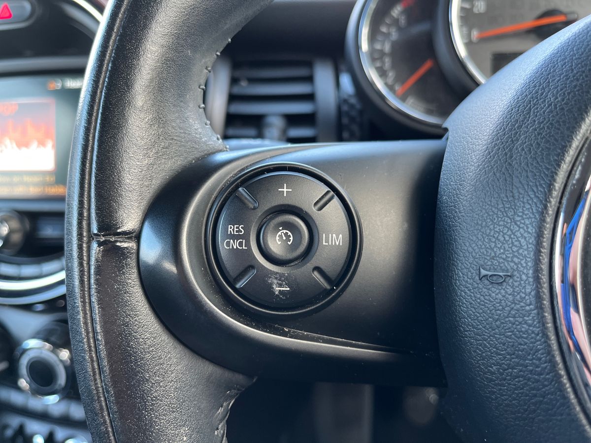 Used MINI Hatch 2018 for sale - 76119947: Photo 23