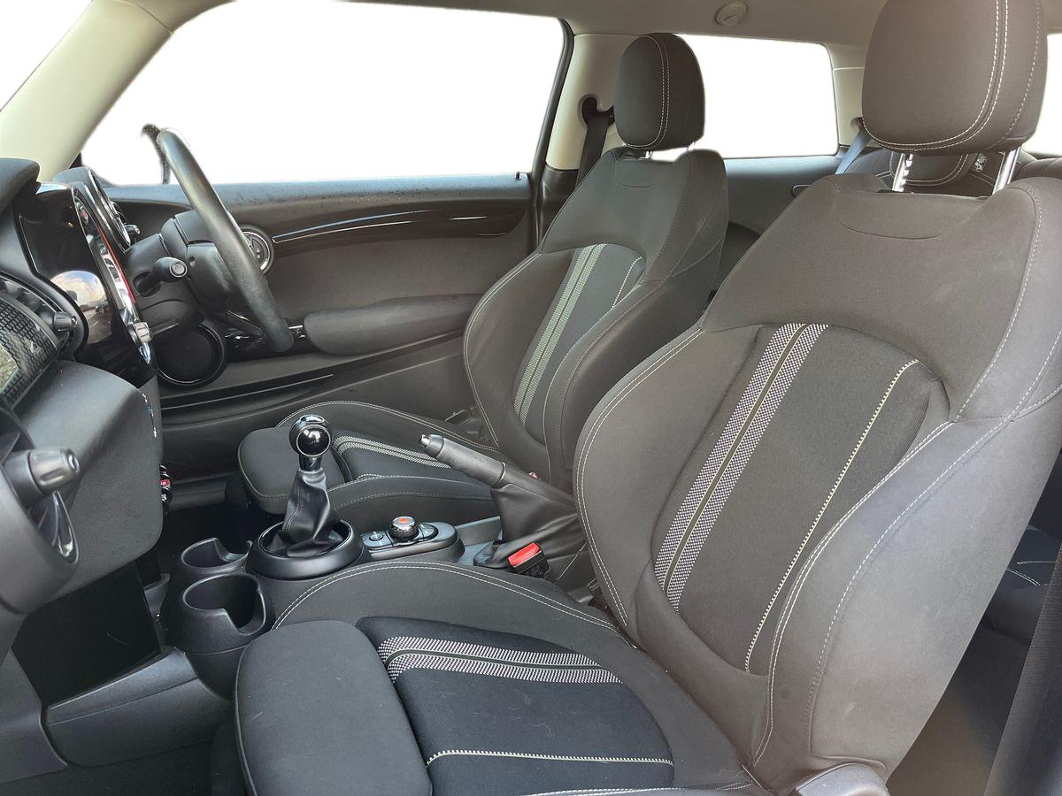 Used MINI Hatch 2018 for sale - 76119947: Photo 9