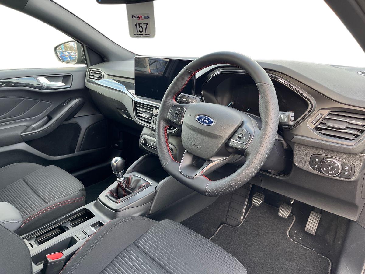 Used Ford Focus 2025 for sale - 76805110: Photo 6