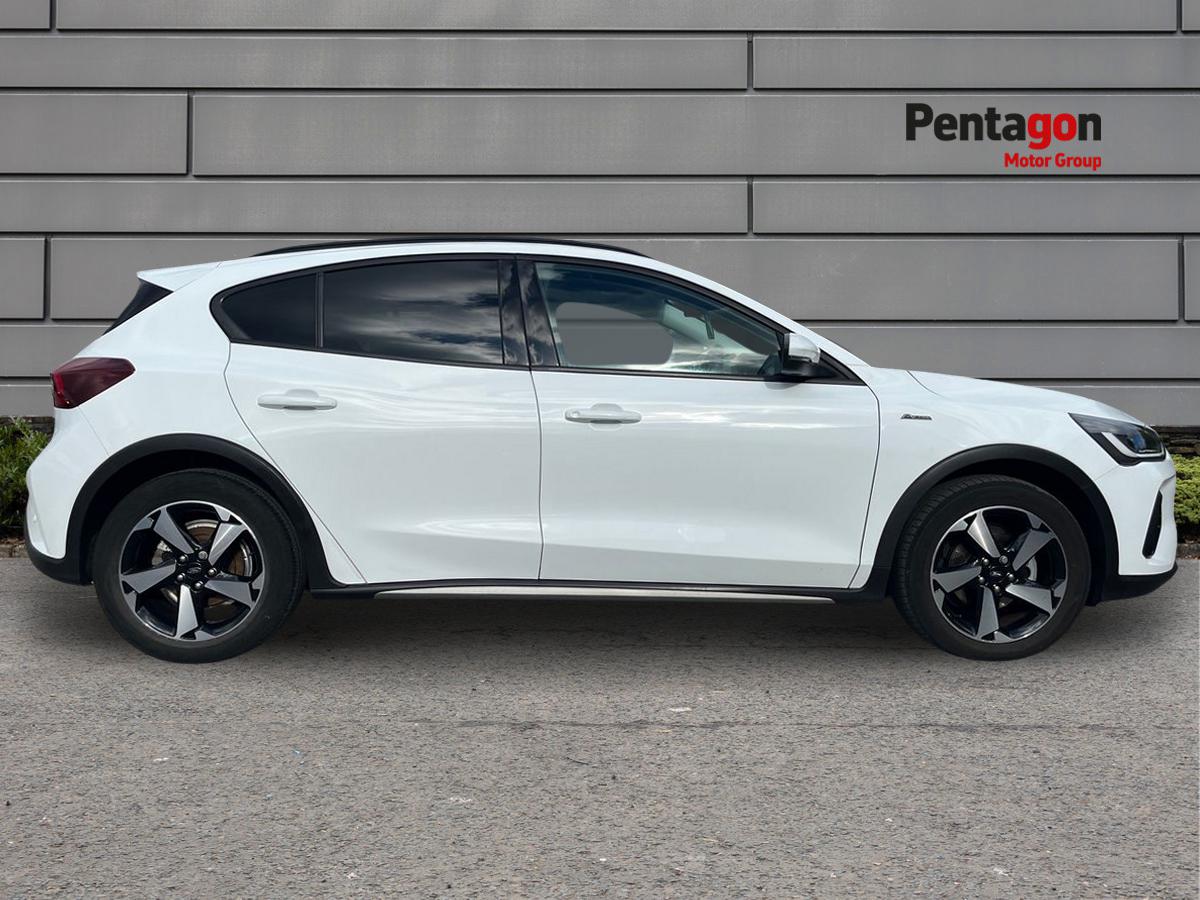 Used Ford Focus 2022 for sale - 75879681: Photo 13
