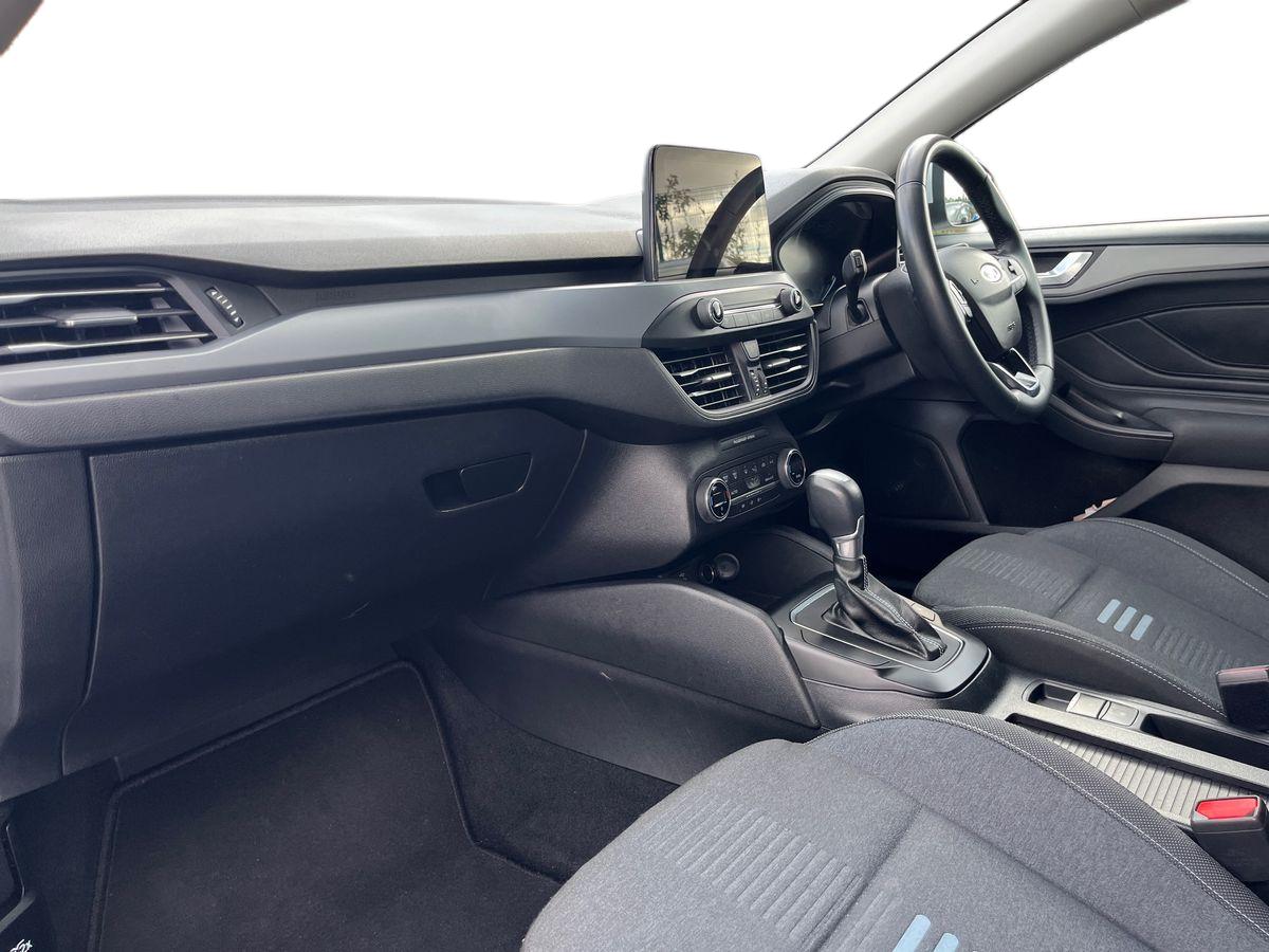 Used Ford Focus 2022 for sale - 75879681: Photo 8