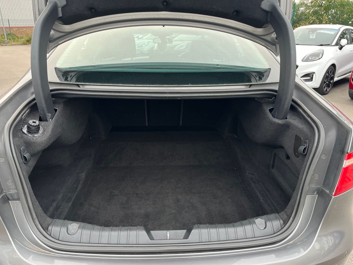 Used Jaguar XF 2017 for sale - 76197853: Photo 11